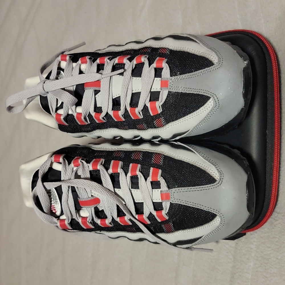 95 air maxs, SOLD!!